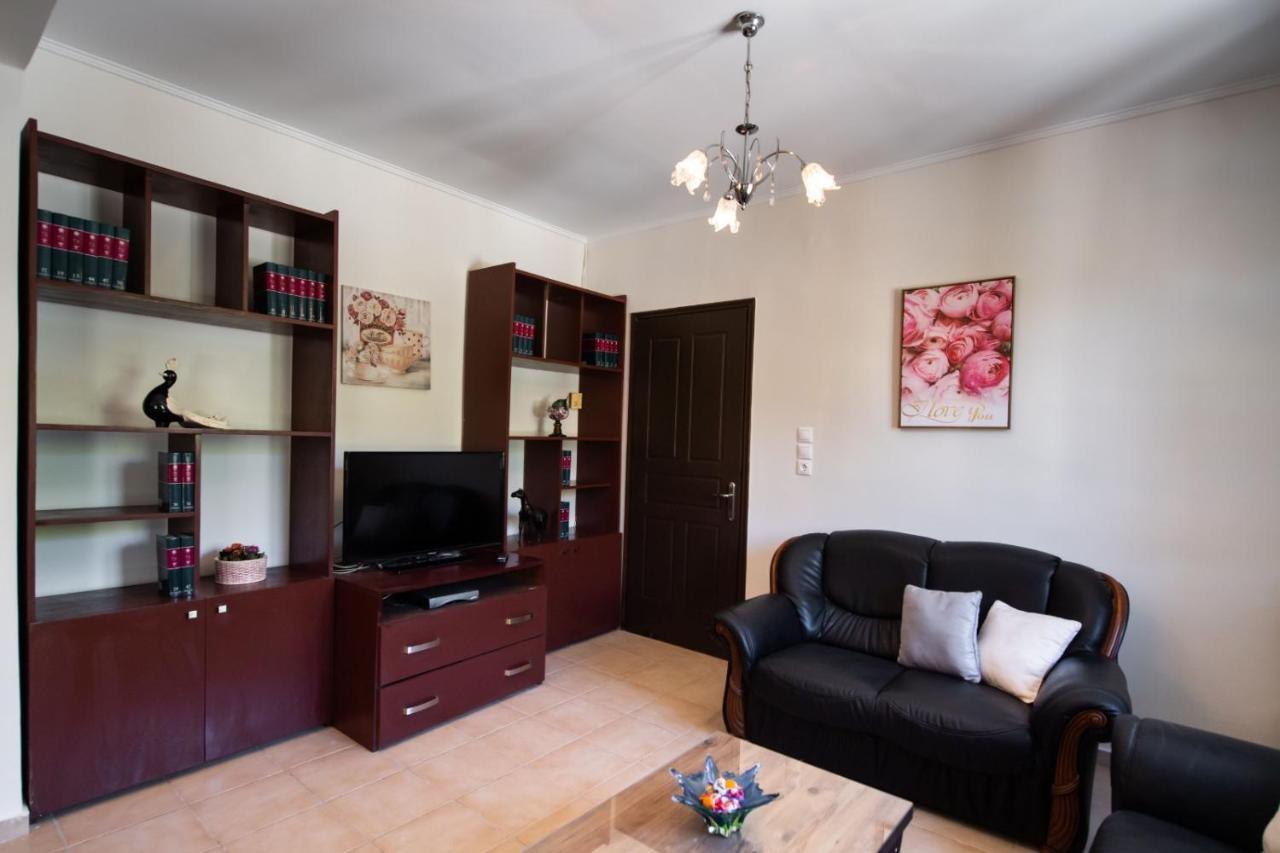 فيلا Irinis House Komílion المظهر الخارجي الصورة