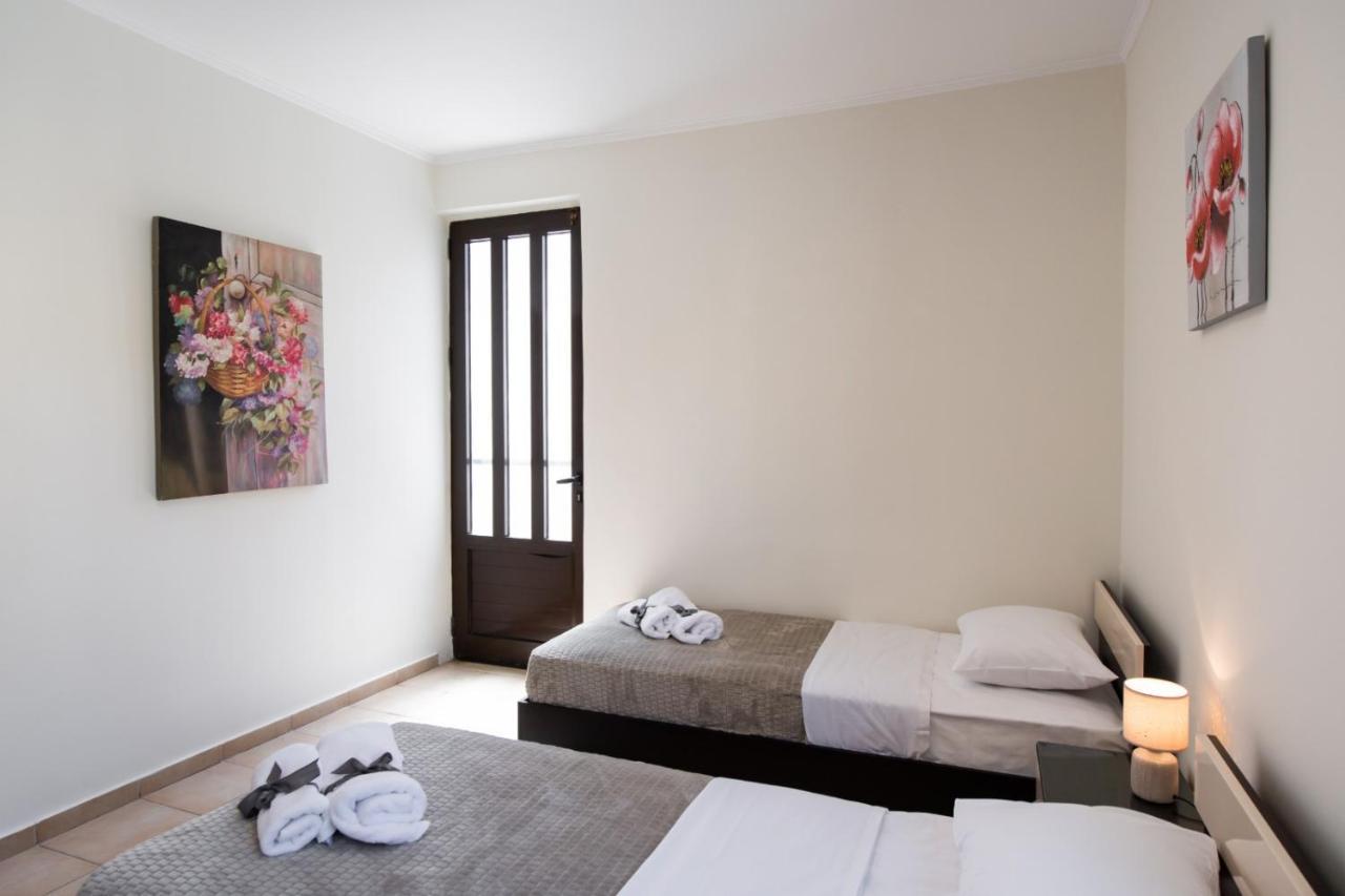 فيلا Irinis House Komílion المظهر الخارجي الصورة
